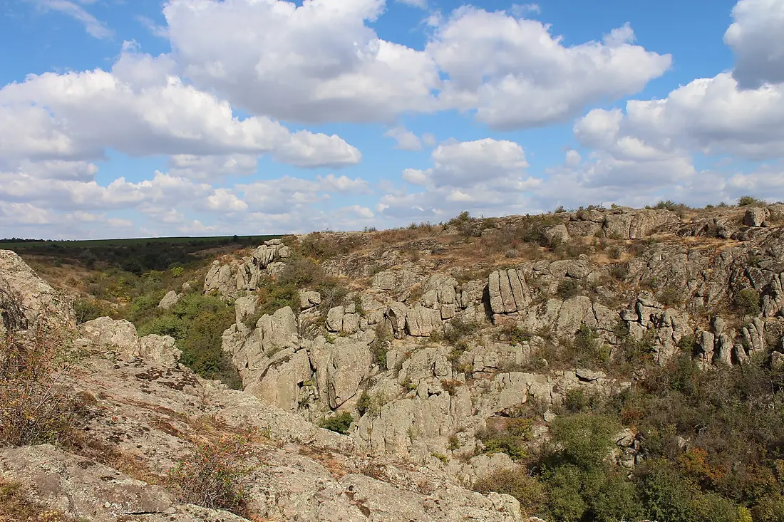 Aktov Canyon, Trikraty