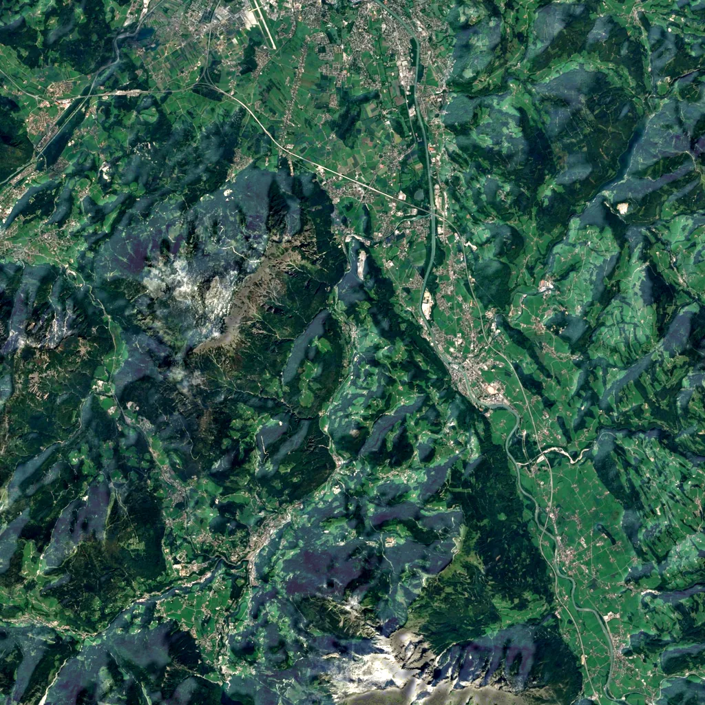 Almbachklamm seen from above (Sentinel-2)