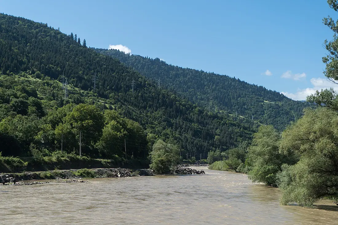 Kura River in Kvibisi 2023-06-28-1