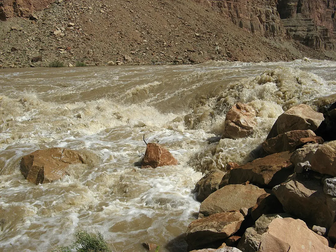 Cataract Canyon 2011 High Water 1