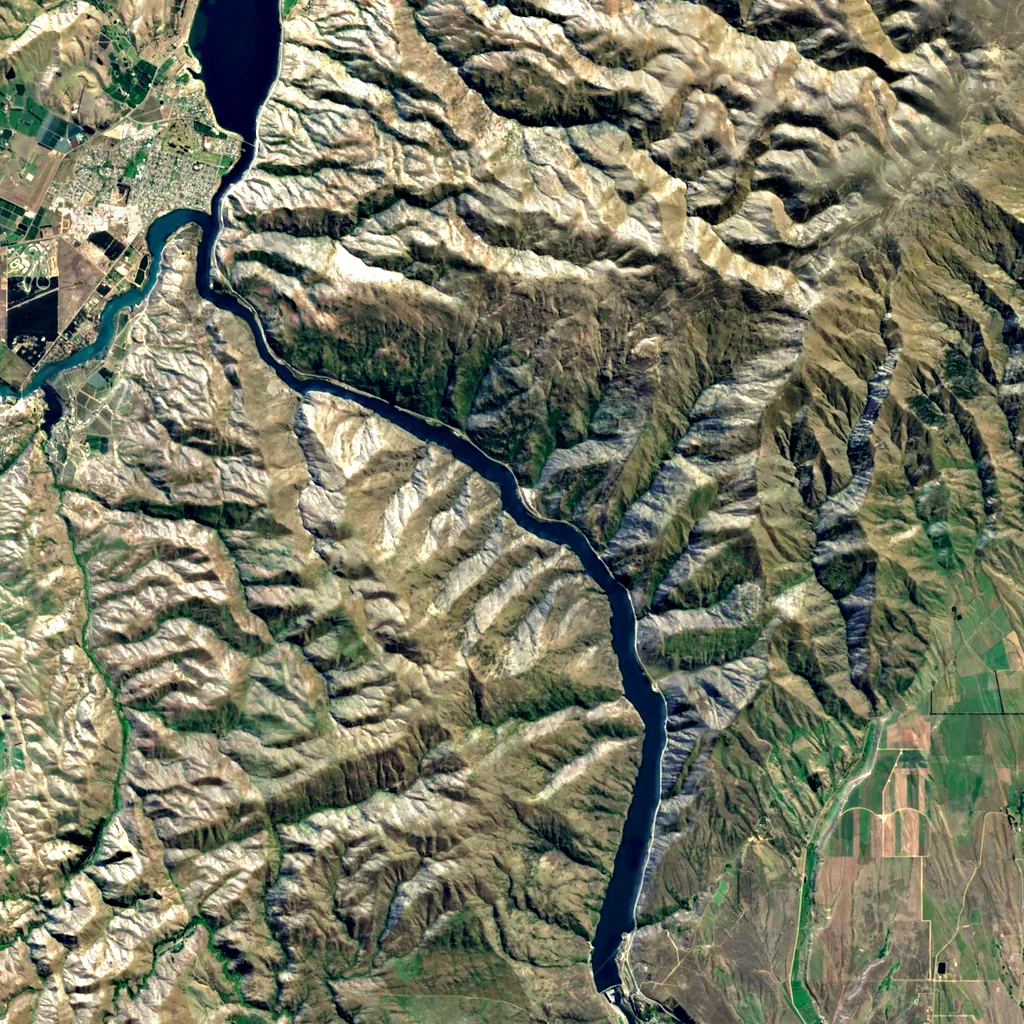 Cromwell Gorge seen from above (Sentinel-2)