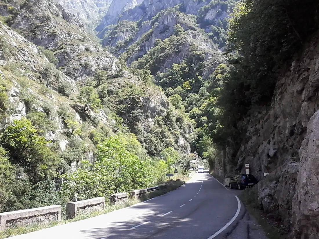 Carretera de los Beyos, Asturias. - panoramio