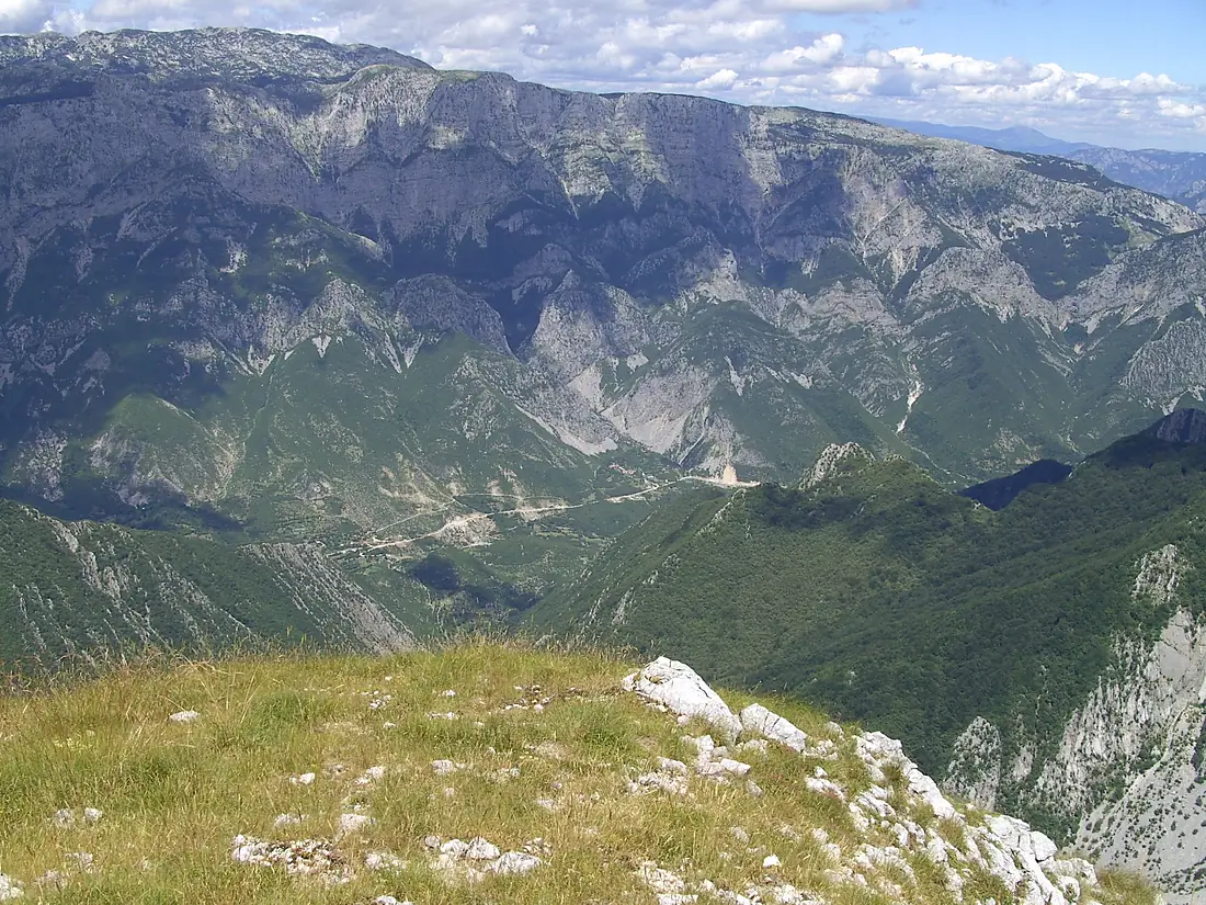 Udoli Dreznice, dolni cast s vesnickami