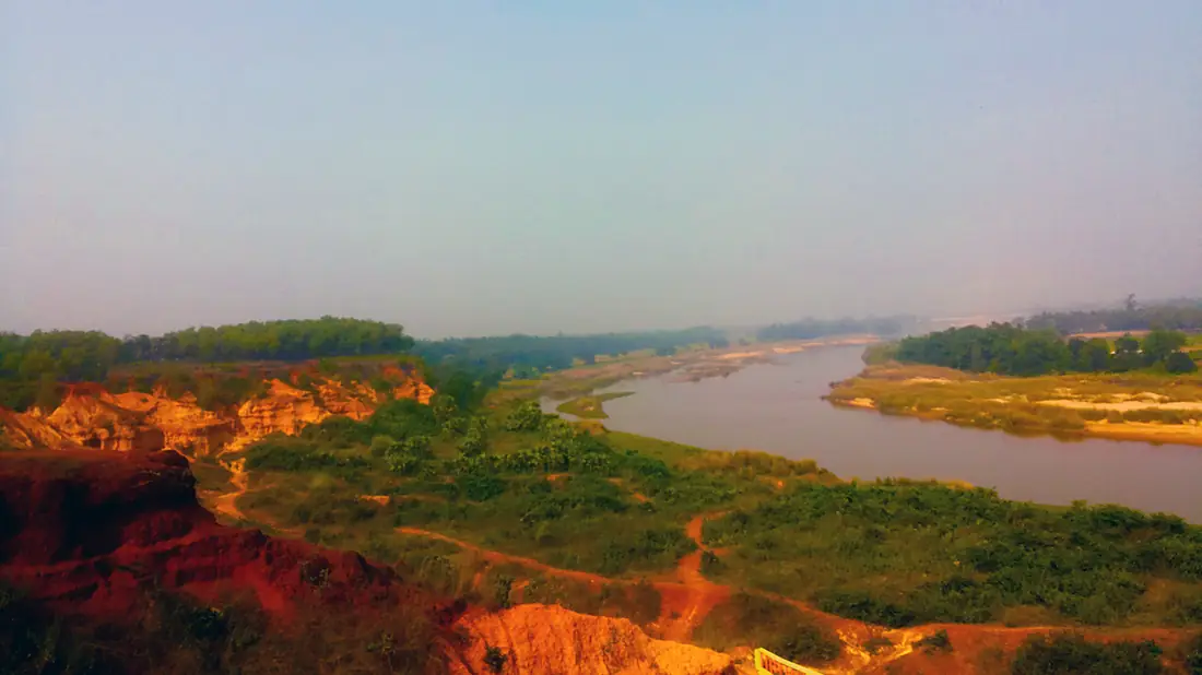 Shilabati river flowing past the Gangani ravines
