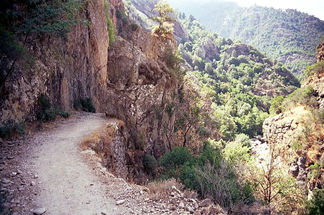 Gorges de spelunca 2005 09b