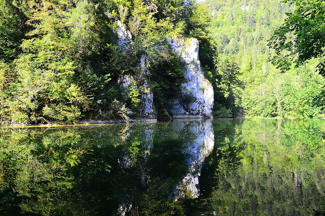 Der Grenzfluss Doubs bei Goumois