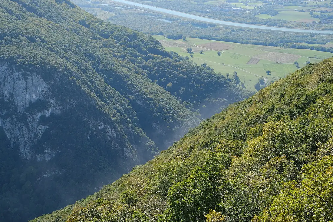 Brûme @ Panorama @ Val-de-Fier (50709470942)