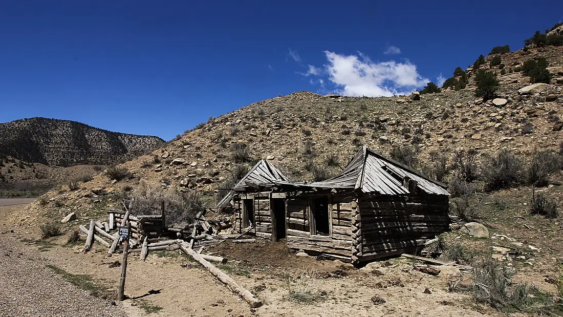 Abandoned buildings at Nine Mile Canyon