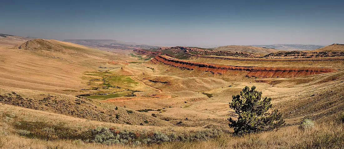 Red Canyon Road and Rim