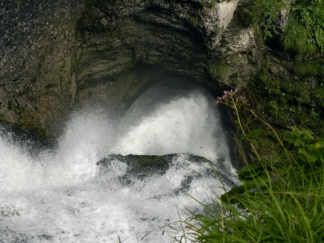 Naturpark Ötscher-Tormäuer - Trefflingfall III - Wasser gräbt eine Höhle