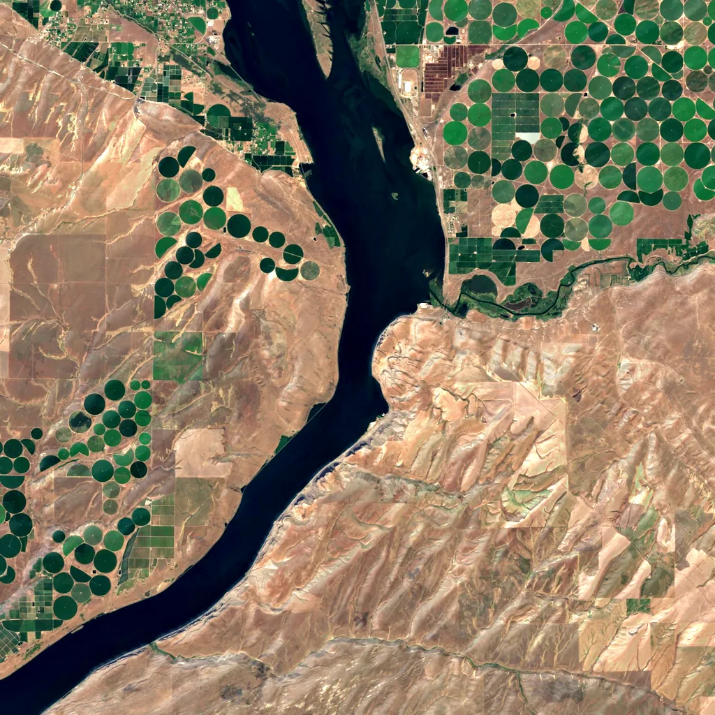 Wallula Gap seen from above (Sentinel-2)